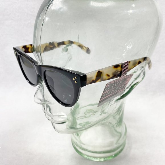 Glance Eyewear Wayfarer Sand Tortoise & Black Sunglasses NWT - Picture 4 of 13